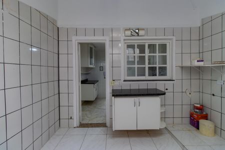 Casa para alugar com 123m², 2 quartos e 1 vagaQuintal dos fundos e area de serviço