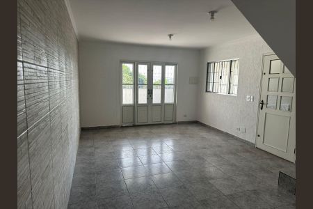 Casa à venda com 4 quartos, 213m² em Parque Cruzeiro do Sul, São Paulo