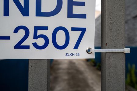 Casa para alugar com 188m², 3 quartos e 4 vagas Casa para alugar com 188m², 3 quartos e 4 vagasPlaca