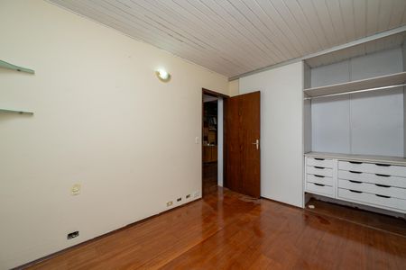 Casa para alugar com 188m², 3 quartos e 4 vagas Casa para alugar com 188m², 3 quartos e 4 vagasQuarto 1