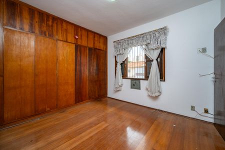Suíte de casa para alugar com 3 quartos, 188m² em Vila Alexandria, São Paulo