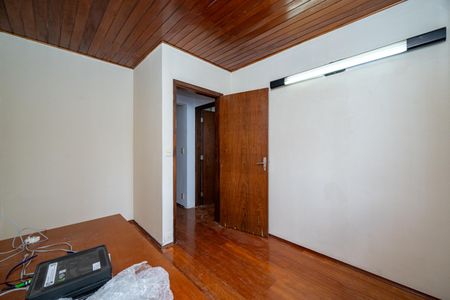 Casa para alugar com 188m², 3 quartos e 4 vagas Casa para alugar com 188m², 3 quartos e 4 vagasQuarto 2