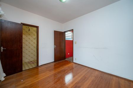 Casa para alugar com 188m², 3 quartos e 4 vagas Casa para alugar com 188m², 3 quartos e 4 vagasSuíte