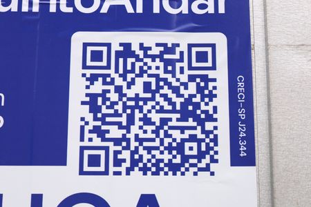 Apartamento para alugar com 41m², 2 quartos e 1 vagaPlaca instalada na fachada do condomínio - Código da placa: MSRP-696