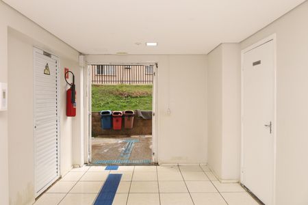 Apartamento para alugar com 41m², 2 quartos e 1 vagaÁrea comum - Saguão do prédio