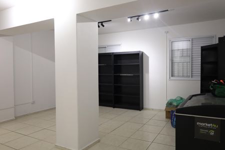 Apartamento para alugar com 41m², 2 quartos e 1 vagaÁrea comum - Espaço para mercado