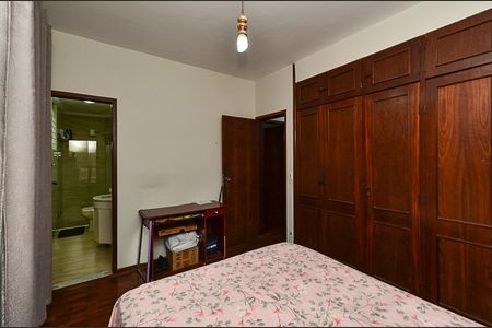 Apartamento à venda com 119m², 3 quartos e 1 vaga Apartamento à venda com 119m², 3 quartos e 1 vagaSuíte