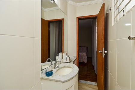 Apartamento à venda com 119m², 3 quartos e 1 vaga Apartamento à venda com 119m², 3 quartos e 1 vagaBanheiro Suíte