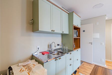 Cozinha de apartamento para alugar com 2 quartos, 37m² em Várzea da Barra Funda, São Paulo