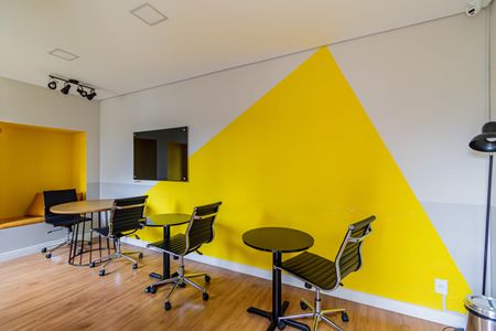 Apartamento à venda com 37m², 2 quartos e sem vagaÁrea comum - Coworking