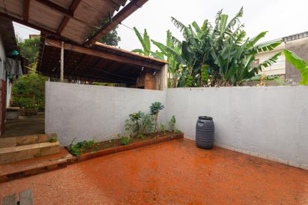 Casa à venda com 109m², 3 quartos e 2 vagasQuintal