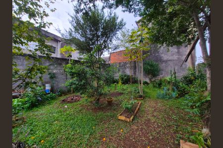 Casa à venda com 109m², 3 quartos e 2 vagasQuintal