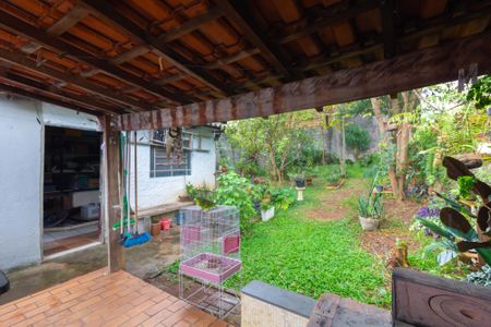 Casa à venda com 109m², 3 quartos e 2 vagasQuintal