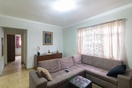 Casa à venda com 109m², 3 quartos e 2 vagasSala