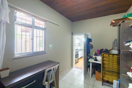 Casa à venda com 109m², 3 quartos e 2 vagasQuarto de Serviço