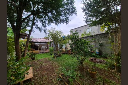 Casa à venda com 109m², 3 quartos e 2 vagasQuintal