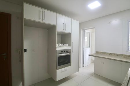 Apartamento para alugar com 135m², 3 quartos e 2 vagasCozinha
