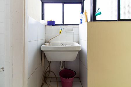 Apartamento para alugar com 120m², 3 quartos e 1 vagaÁrea de Serviço