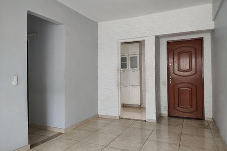 Apartamento à venda com 66m², 3 quartos e 1 vagaSala