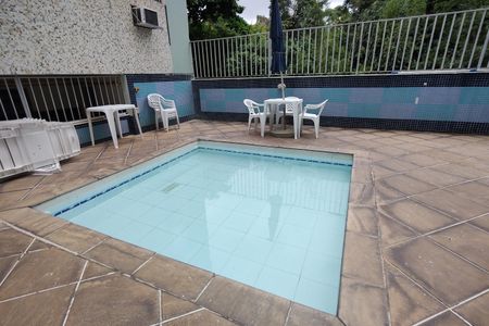 Apartamento à venda com 66m², 3 quartos e 1 vagaÁrea comum - Piscina