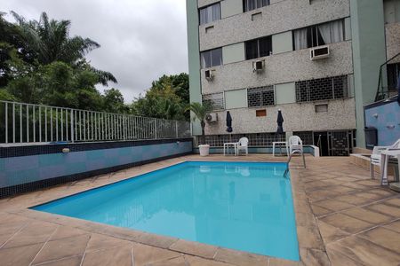 Apartamento à venda com 66m², 3 quartos e 1 vagaÁrea comum - Piscina