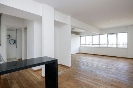 Apartamento à venda com 80m², 1 quarto e 1 vaga Apartamento à venda com 80m², 1 quarto e 1 vagaCozinha