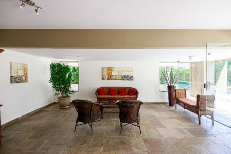 Apartamento à venda com 80m², 1 quarto e 1 vaga Apartamento à venda com 80m², 1 quarto e 1 vagaHall Social
