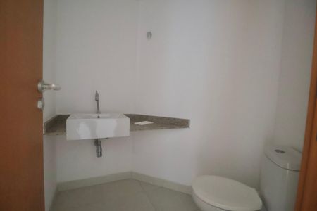 Apartamento para alugar com 135m², 3 quartos e 2 vagasLavabo