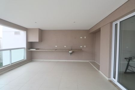 Apartamento para alugar com 135m², 3 quartos e 2 vagasVaranda