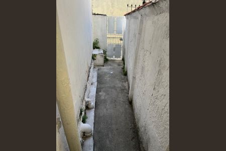 Casa à venda com 90m², 2 quartos e sem vagaÁrea externa