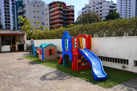 Apartamento para alugar com 115m², 1 quarto e 2 vagasÁrea comum - Playground