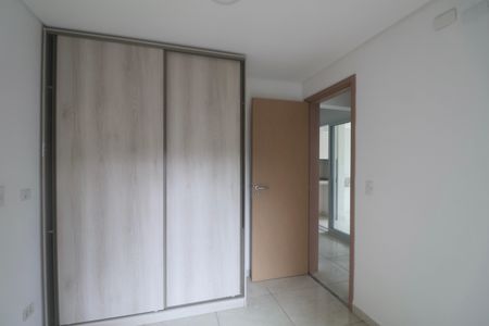 Apartamento para alugar com 69m², 2 quartos e 1 vagaQuarto