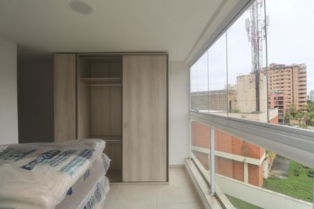 Apartamento para alugar com 69m², 2 quartos e 1 vagaSuíte
