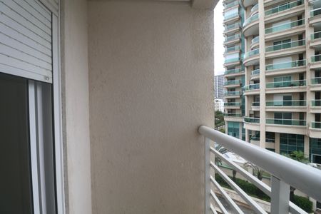 Apartamento para alugar com 69m², 2 quartos e 1 vagaVaranda