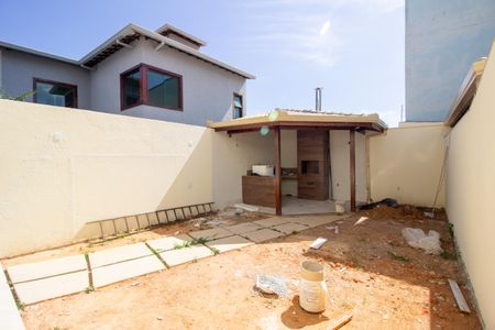 Casa à venda com 240m², 4 quartos e 2 vagasÁrea gourmet