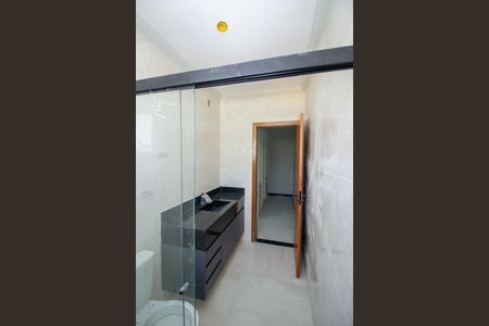 Casa à venda com 240m², 4 quartos e 2 vagasBanheiro da Suíte