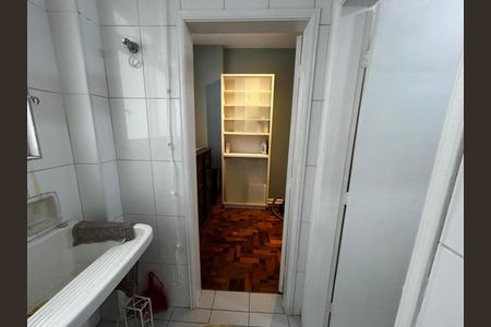 Apartamento para alugar com 90m², 2 quartos e sem vagaBanheiro