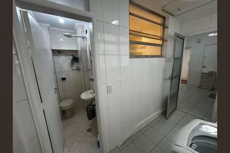 Apartamento para alugar com 90m², 2 quartos e sem vagaBanheiro