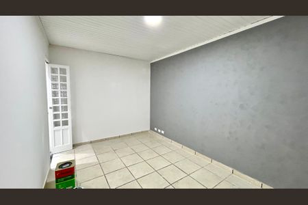 Casa para alugar com 125m², 2 quartos e 2 vagasQuarto 1