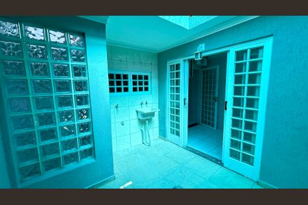 Casa para alugar com 125m², 2 quartos e 2 vagasQuintal e Área de serviço 
