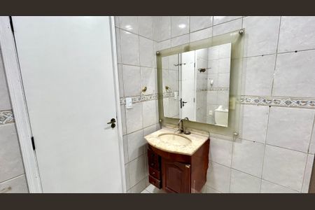 Casa para alugar com 125m², 2 quartos e 2 vagasBanheiro 1