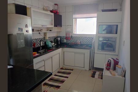 Casa para alugar com 2 quartos, 350m² em Campo Grande, Rio de Janeiro