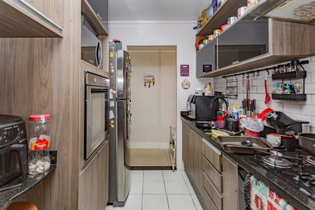 Apartamento à venda com 90m², 4 quartos e 2 vagas Apartamento à venda com 90m², 4 quartos e 2 vagasCozinha