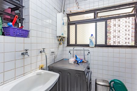 Apartamento à venda com 90m², 4 quartos e 2 vagas Apartamento à venda com 90m², 4 quartos e 2 vagasÁrea de Serviço