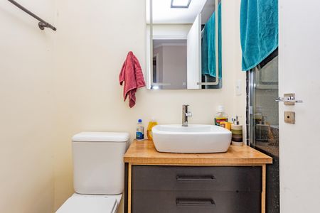Apartamento à venda com 90m², 4 quartos e 2 vagas Apartamento à venda com 90m², 4 quartos e 2 vagasBanheiro Social