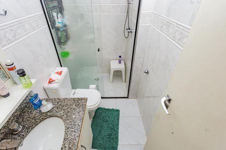 Apartamento à venda com 90m², 4 quartos e 2 vagas Apartamento à venda com 90m², 4 quartos e 2 vagasBanheiro da Suíte