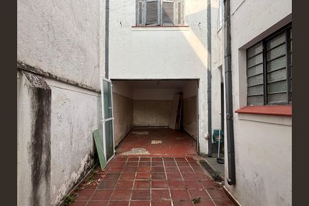 Quintal de casa à venda com 5 quartos, 180m² em Vila da Saúde, São Paulo