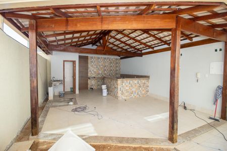 Casa à venda com 240m², 4 quartos e 2 vagasÁrea gourmet