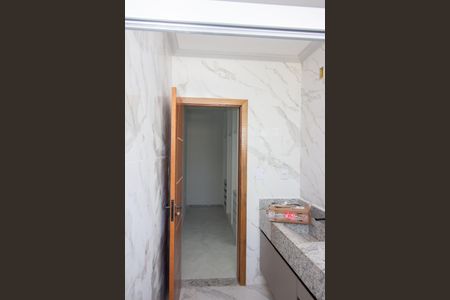 Casa à venda com 240m², 4 quartos e 2 vagasBanheiro da Suíte