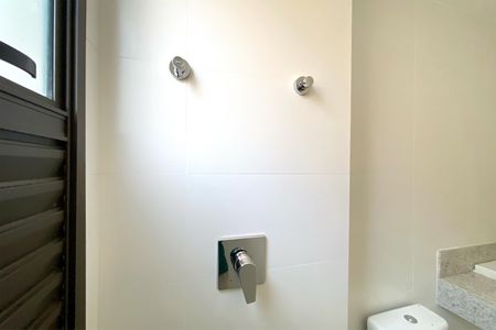 Apartamento à venda com 73m², 3 quartos e 2 vagasBanheiro da Suíte 1